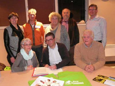 160309Ondertekening statuten2 600